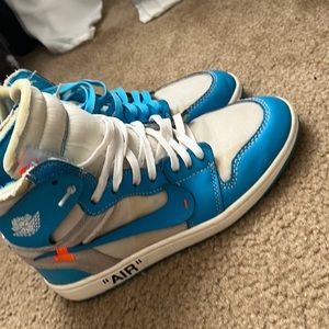 Off white unc jordan 1